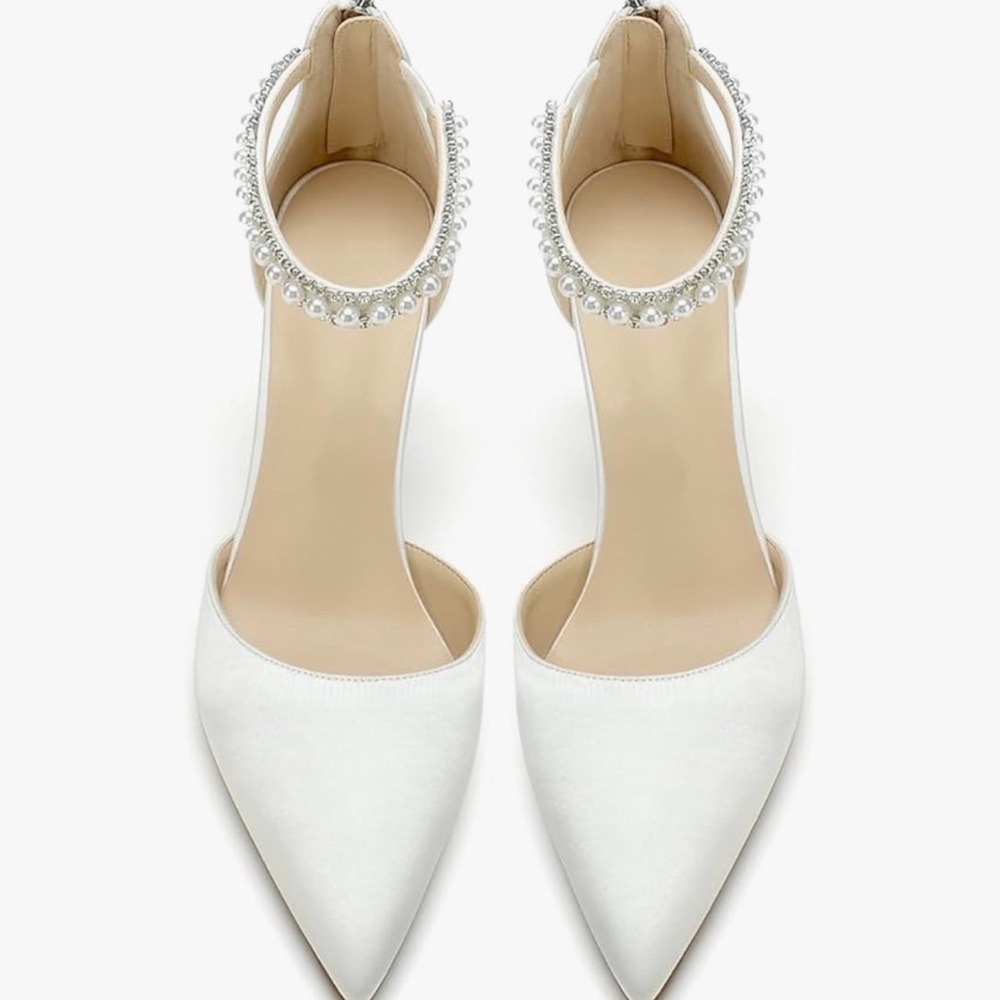 Pearl-Embellished White Pointed-Toe Women's Heels